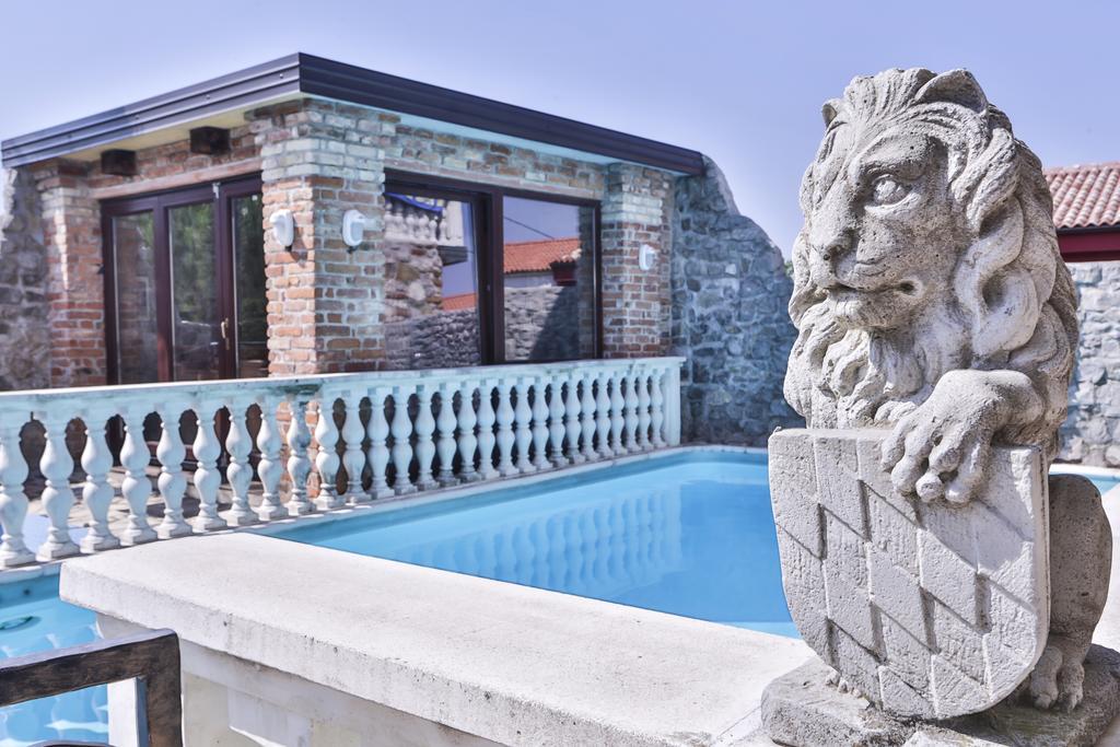 Casa Oasa -Accommodation , Pizzeria & Bar Marezige Zewnętrze zdjęcie