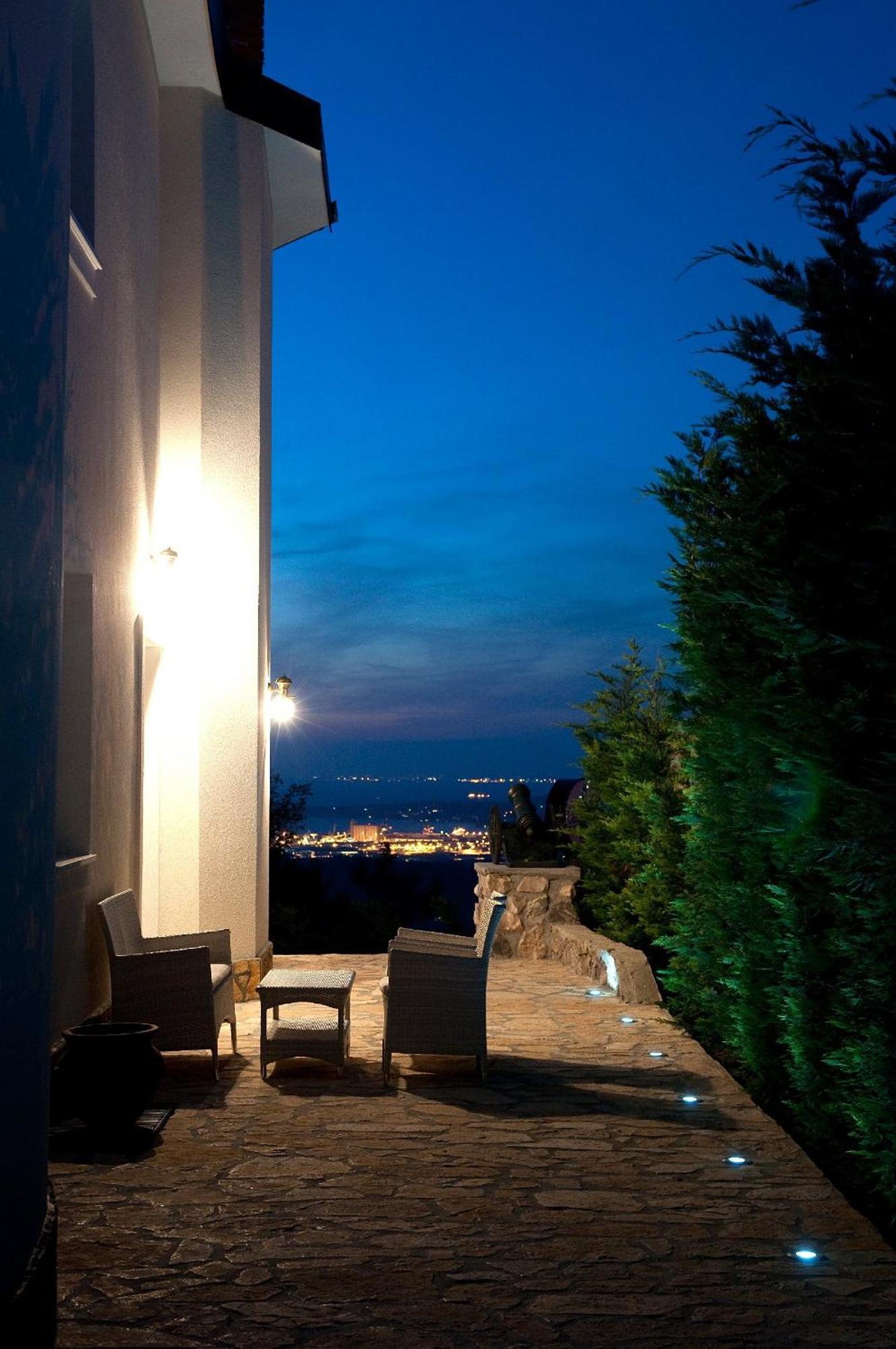 Casa Oasa -Accommodation , Pizzeria & Bar Marezige Zewnętrze zdjęcie